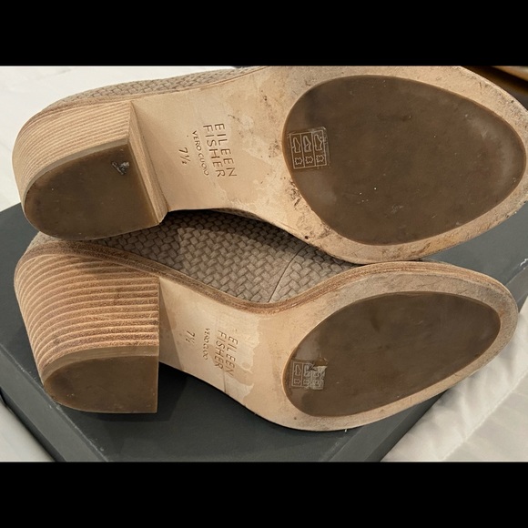 Eileen Fisher Basket Weave Print Leather Booties - Picture 4 of 6